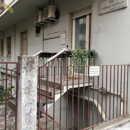Piccolo Vicino Al Centro Storico Apartament *